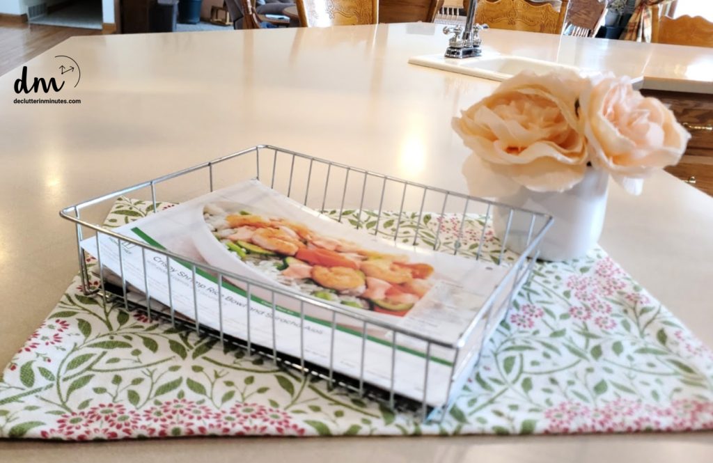 clutter free counters with peach flowers (1) (1)