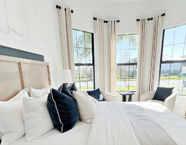 how to organize a messy bedroom