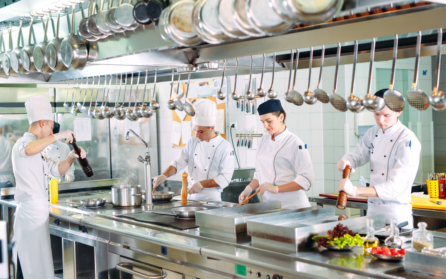 Daily Kitchen Cleaning Checklist to Save Time - Declutter in Minutes
