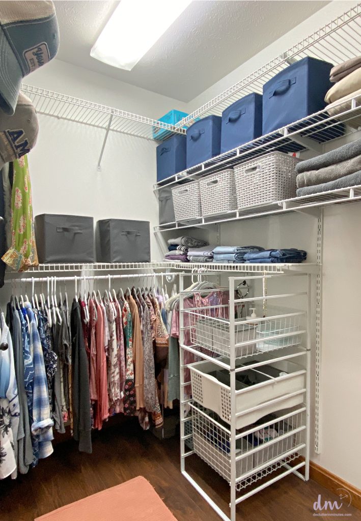 a photo of a neat and organized hanger